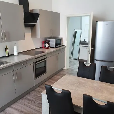 Neue In Apartment *